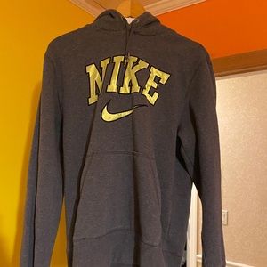 Nike sweatshirt